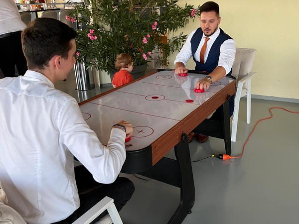 Air Hockey