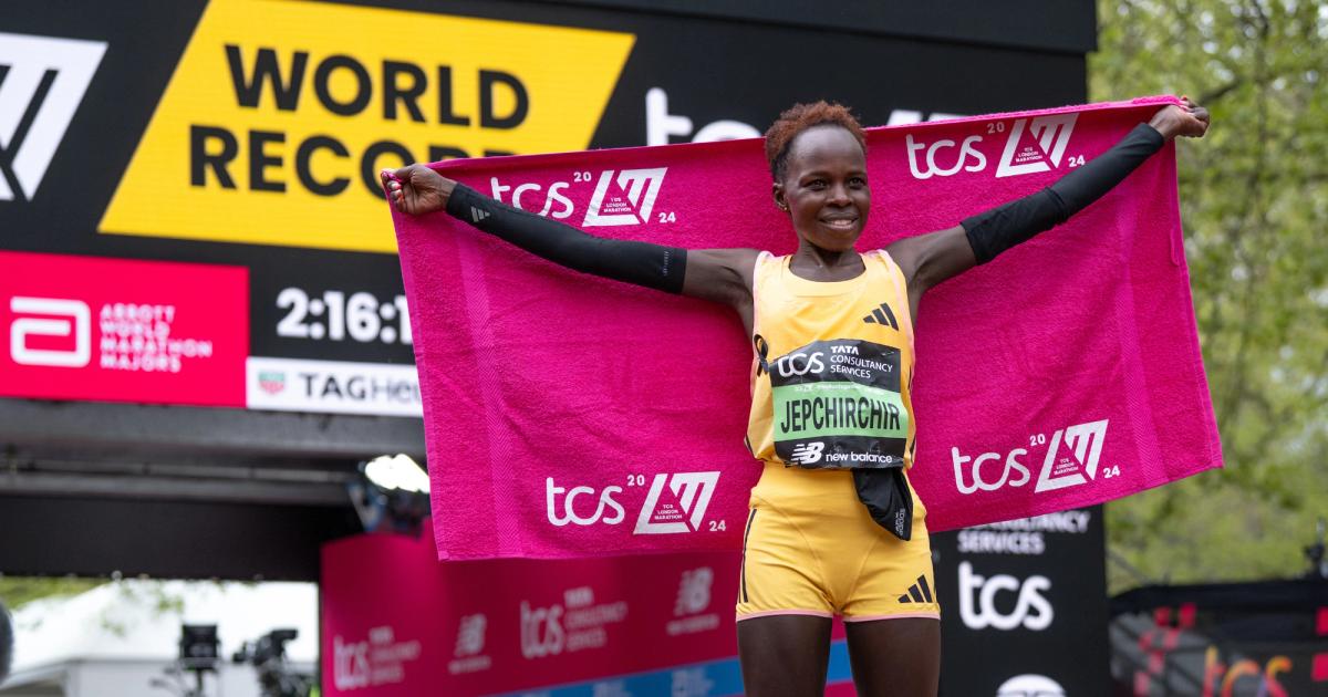 Peres Jepchirchir celebrates her women's-only marathon world record at the 2024 London Marathon.