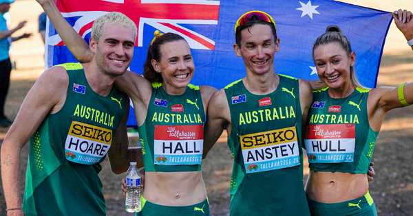 Team Australia Mixed 4x2km Relay | Photo by Audrey Allen / @audreyallen17