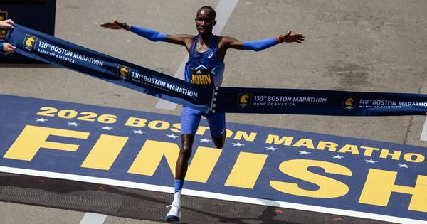 John Korir | Photo by Johnny Zhang / @jzsnapz