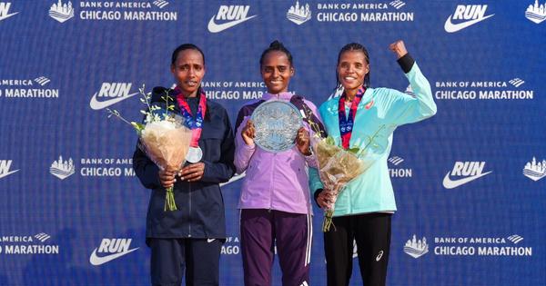 Women’s podium finishers | Photo by Kevin Morris / @kevmofoto