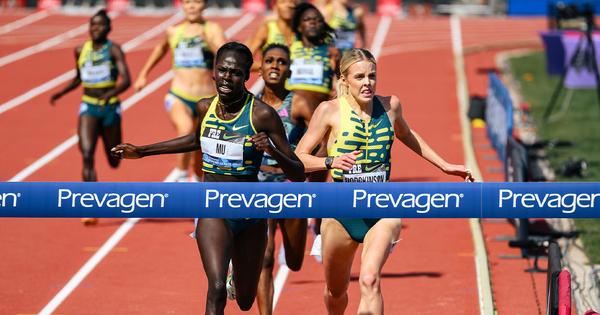 Athing Mu and Keely Hodgkinson finishing in the 2023 Prefontaine Classic 800m.