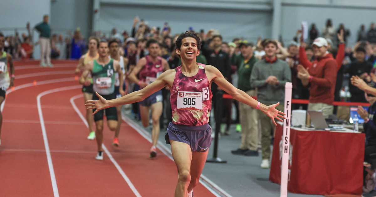 Grant Fisher breaks the indoor 5000m world record in 12:44.09 at the BU David Hemery Valentine Invitational.