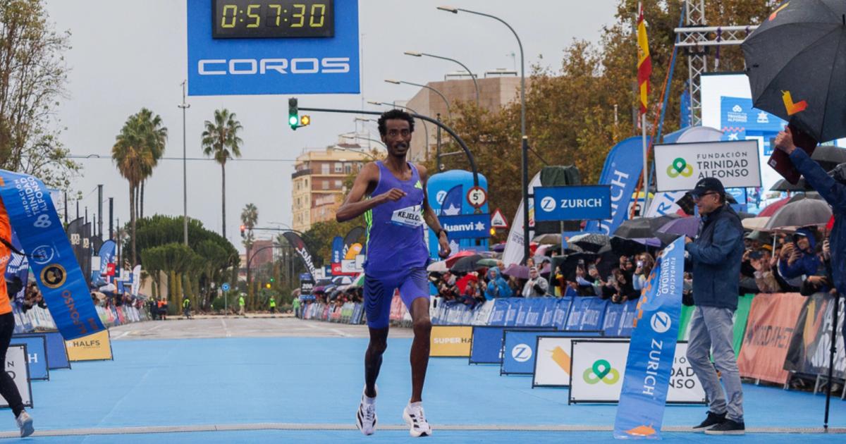 Yomif Kejelcha, 2024 Valencia Half Marathon World Record