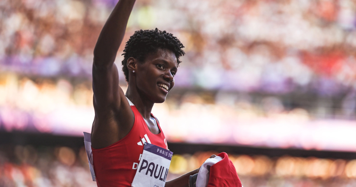 Marileidy Paulino after winning Olympic gold in the women's 400m.