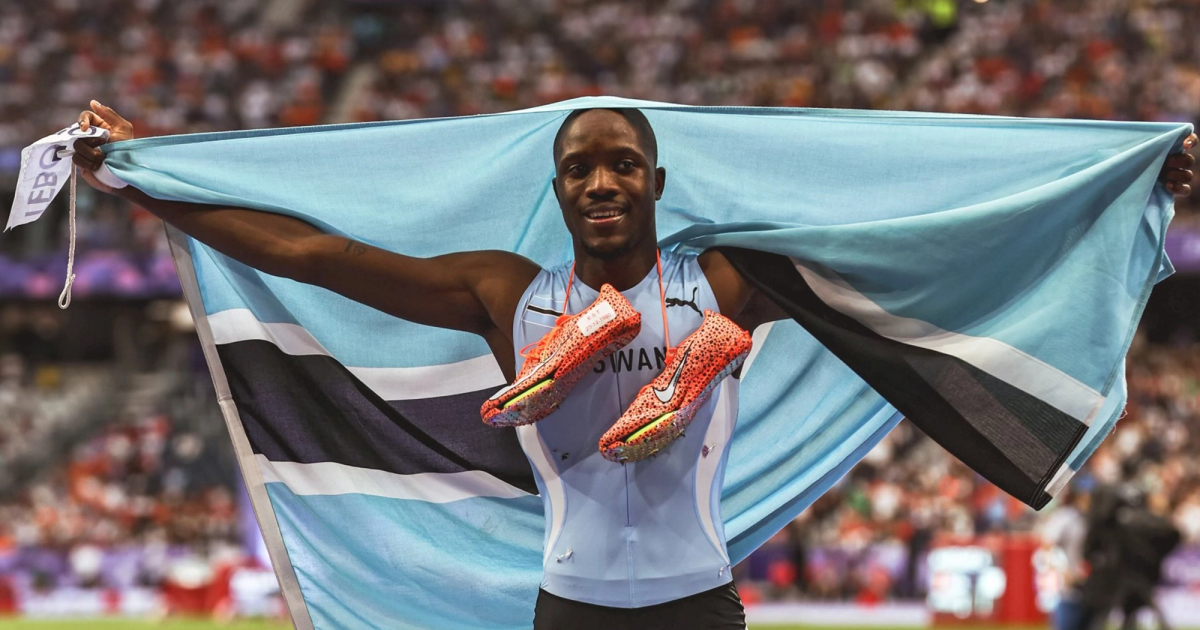 Letsile Tebogo celebrating his Olympic 200m crown in Paris.