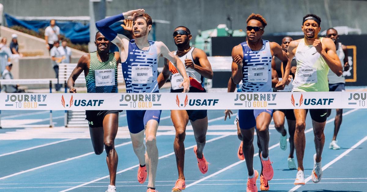 Clayton Murphy salutes the crowd at the Los Angeles Grand Prix during the men's 800 meters.