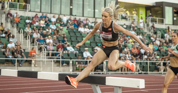 Emma Coburn racing at the 2023 USATF Outdoor Track & Field Championships. 