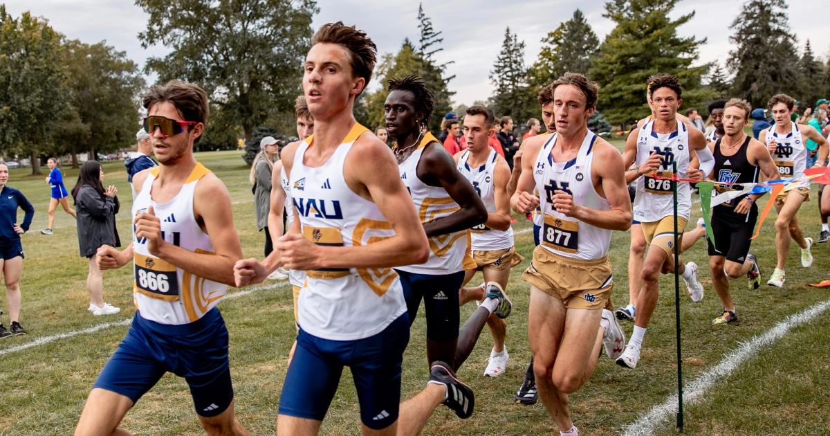 Notre Dame and NAU men at the 2024 Joe Piane Invite.
