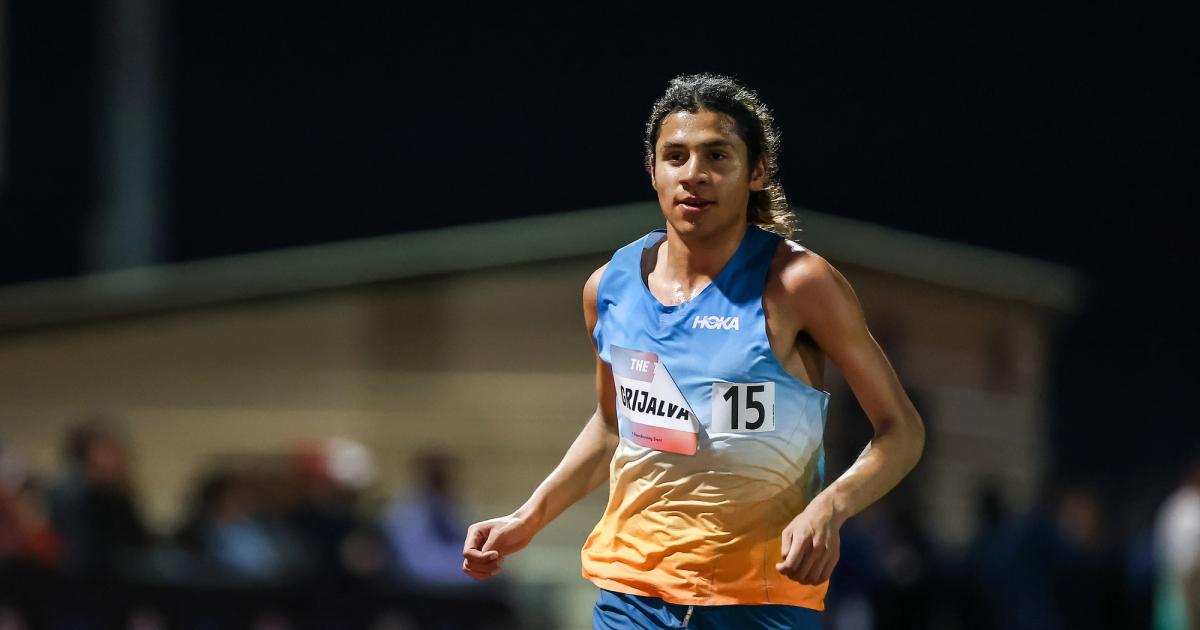 Luis Grijalva competing at Sound Running's The Ten.
