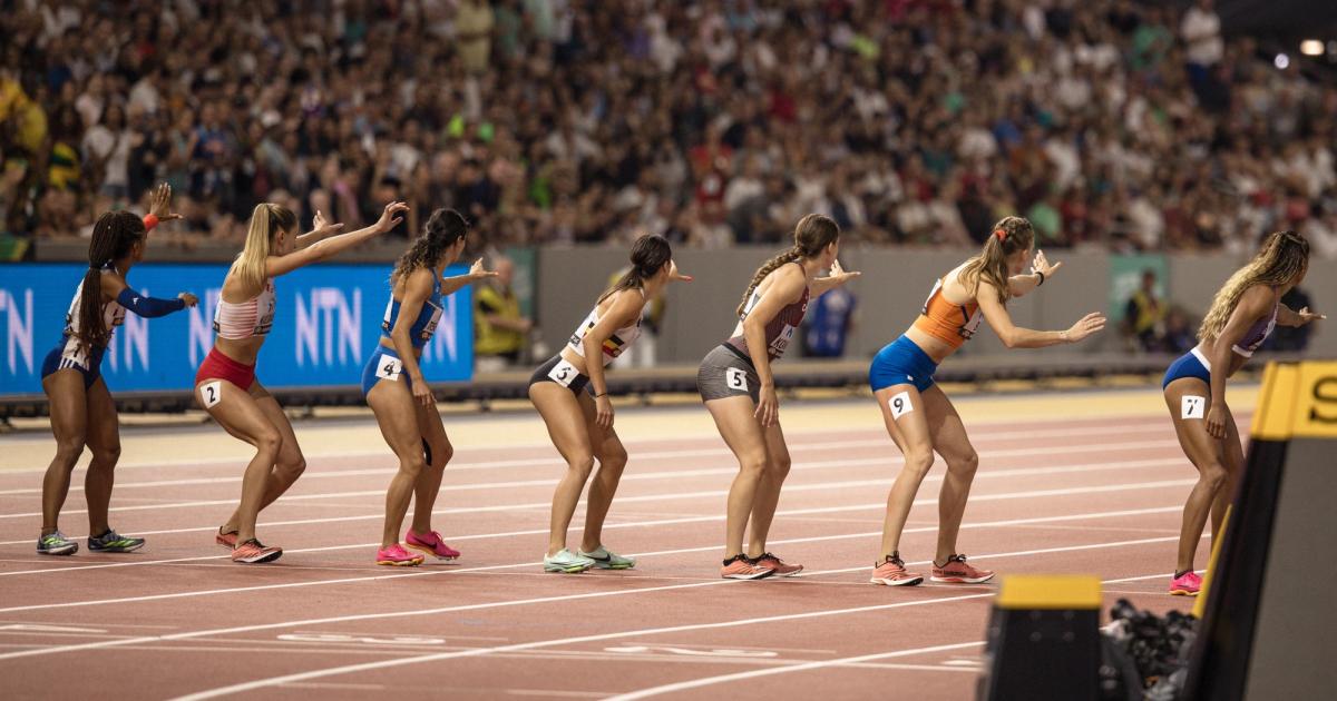 Women's 4x400m