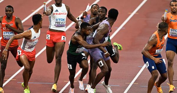 Men's 4x400m | Photo by Johnny Zhang / @jzsnapz