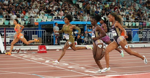 Women's 100m race at the Xiamen Diamond League.