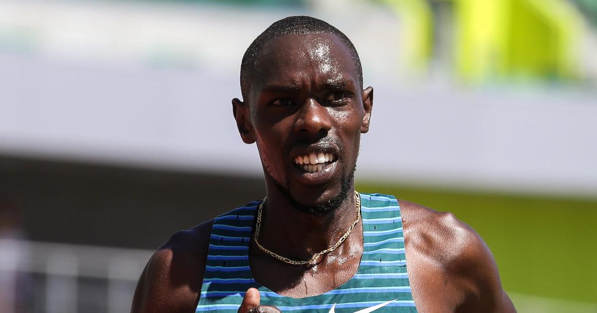 Paul Chelimo competing at the 2022 U.S. Outdoor Track and Field Championships.