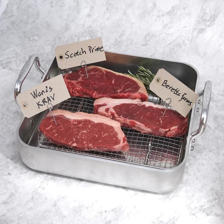 Köttprovningslåda med 3 olika typer av kött.