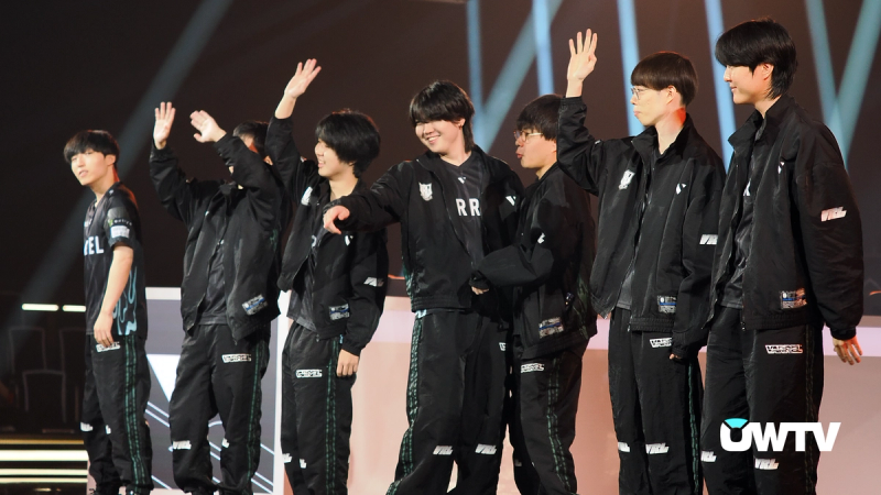 VARREL at the opening ceremony of the 2025 World Finals.