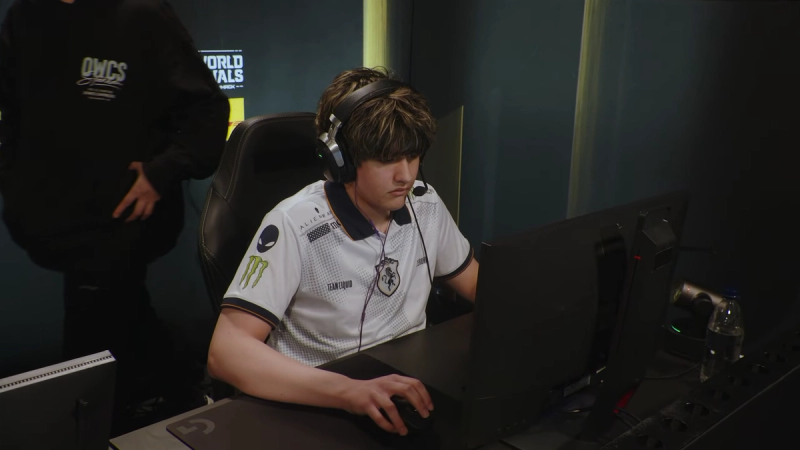 Zeruhh against Team Falcons.