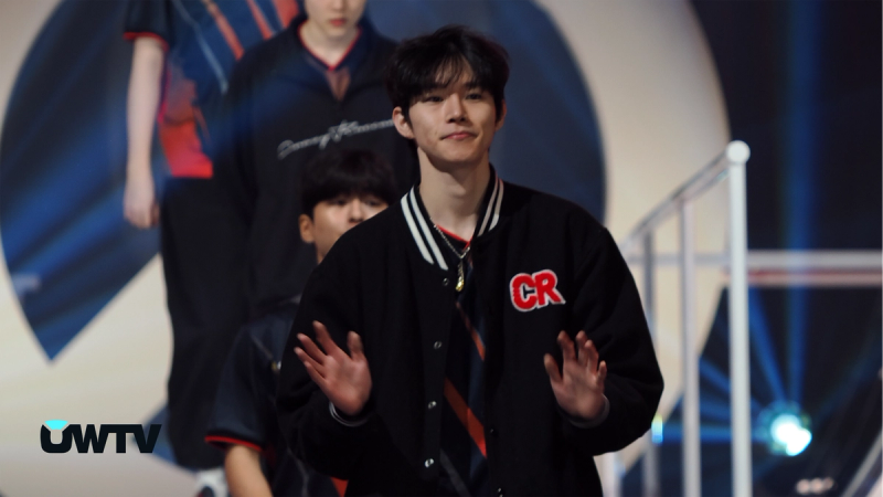 shu in his last tournament with Crazy Raccoon at the 2025 World Finals.