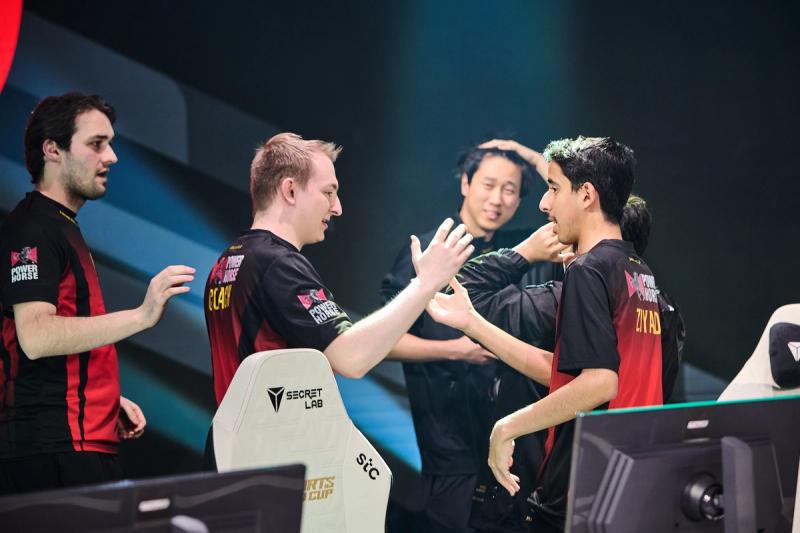 Al Qadsiah celebrate their win over Virtus.pro at EWC 2025.