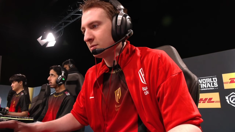 Al Qadsiah's Landon, cool and calm, before the start of the game.