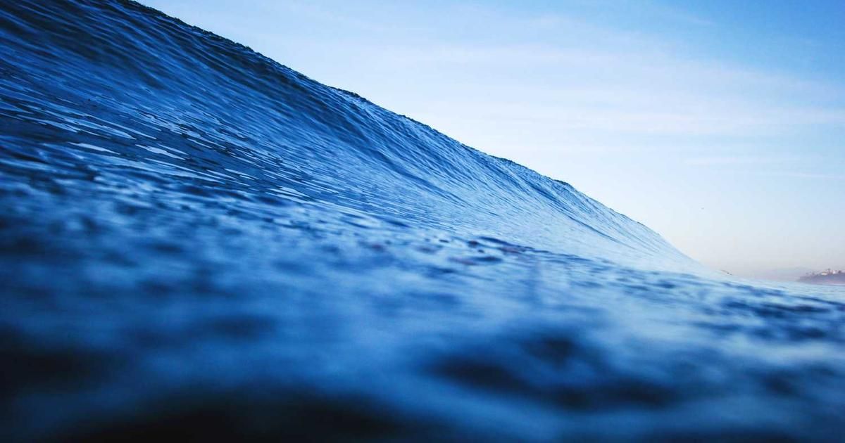 Bitcoin Tests Key Support, Bulls Eye $101.5K Futures-Led Rally in 2025