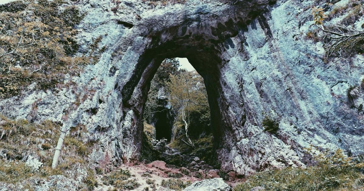 Weatherford Stock Surge: Drilling Services Giant Rides Energy Wave