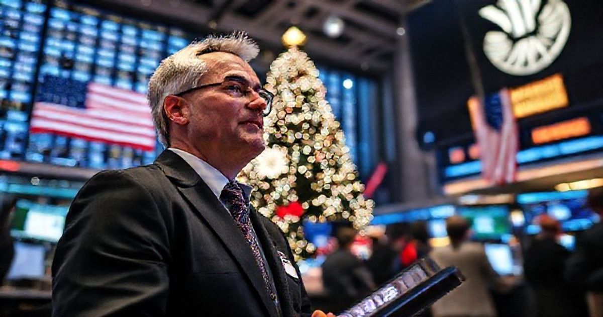 Santa Claus Rally 2024: Strong Start After Two-Year Slump