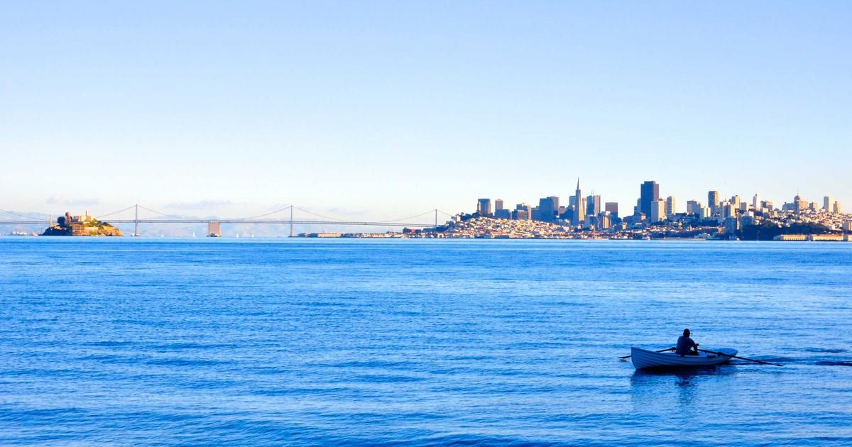 Verisk Analytics Stock Lags Nasdaq: Data Giant Faces New Pressures