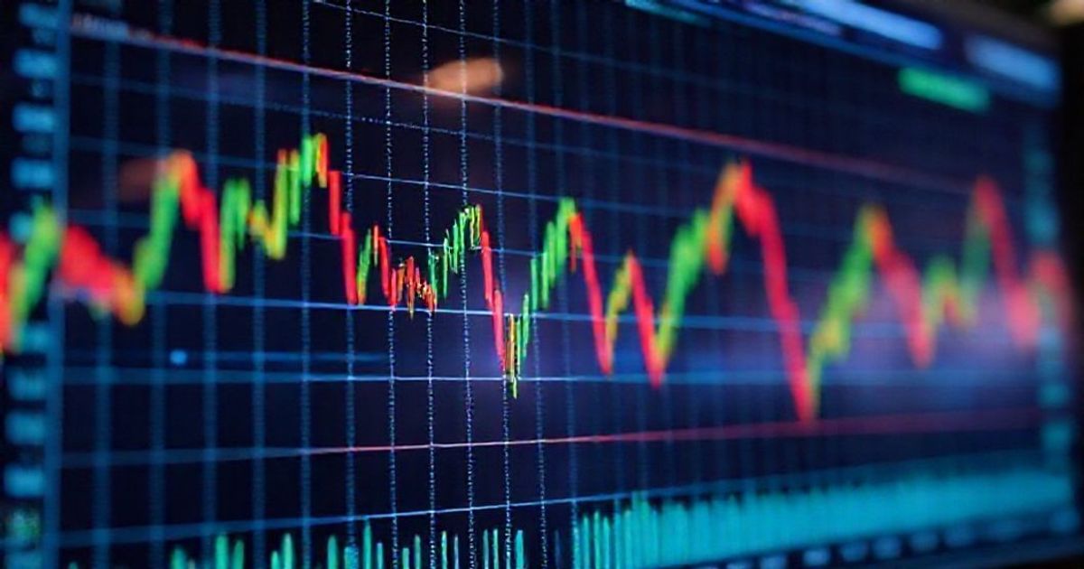 Best Stocks of 2025: Palantir, Micron Lead IBD's Elite 100 List