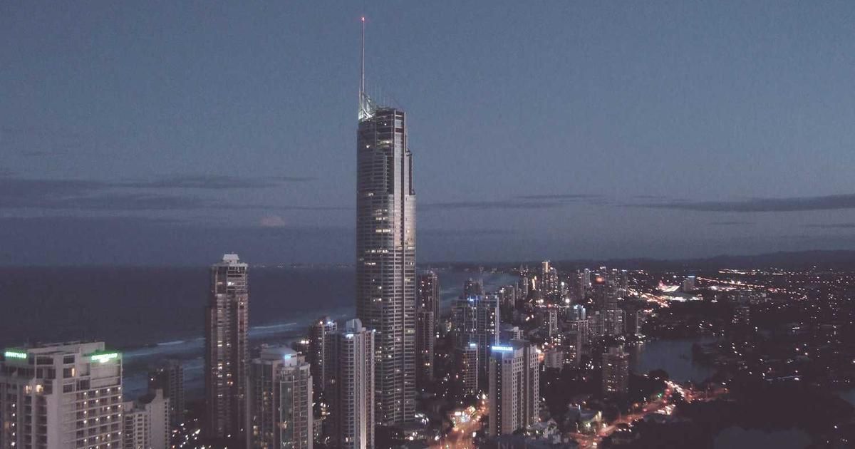 Ethereum Below $3K: Low Fees, Weak ETF Flows Signal Stagnation into 2026