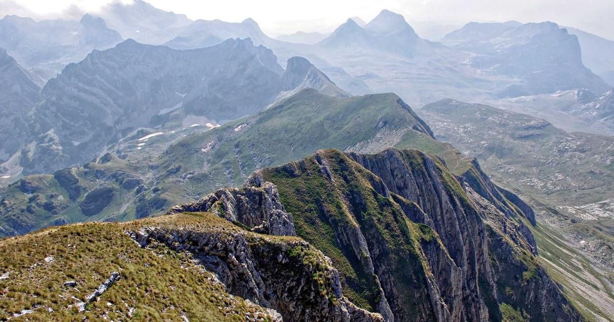 Bitcoin Volatile at $68K as Trump Tariffs Rattle Crypto, Risk Assets