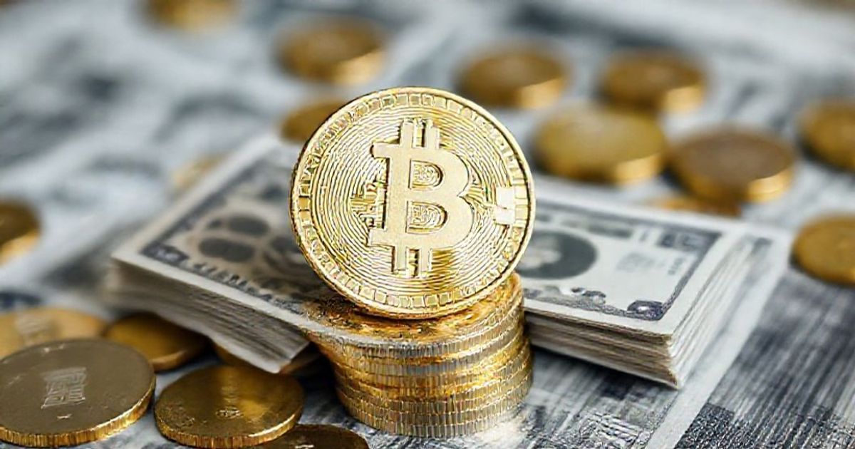 Crypto Strategy Shifts: Bitcoin Accumulation Paused as Fund Builds Cash Reserves