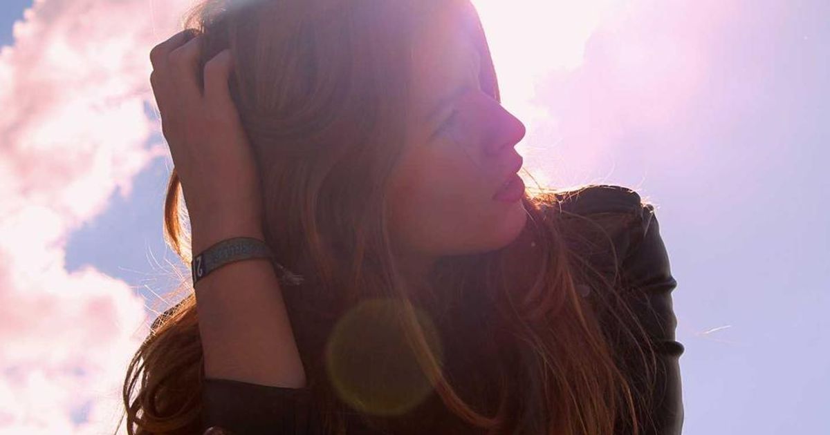 HK Stock Market Midday Review 2024: Tech Leads 1.6% Rally