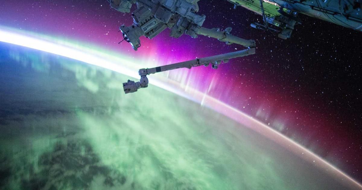 AST SpaceMobile (ASTS) Soars 15% on BlueBird 7 Hype: Trader Analysis