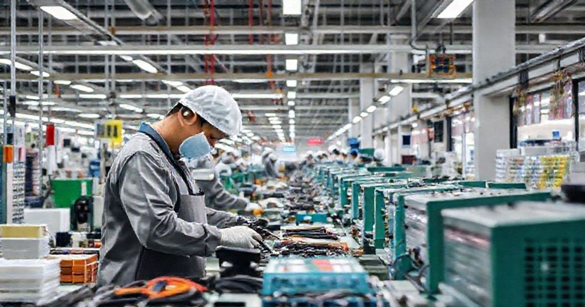 Taiwan's Industrial Production Accelerates as Retail Sector Maintains Momentum