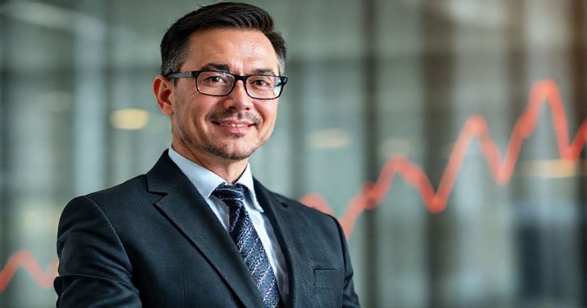 UniFirst Stock Soars on Strong Earnings Beat and Raised Guidance