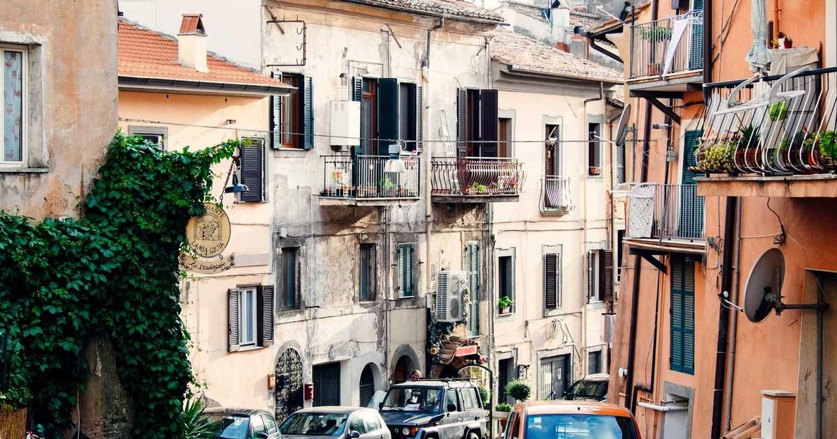 New Homes Under $300k: A 2024 Market Shift for Traders