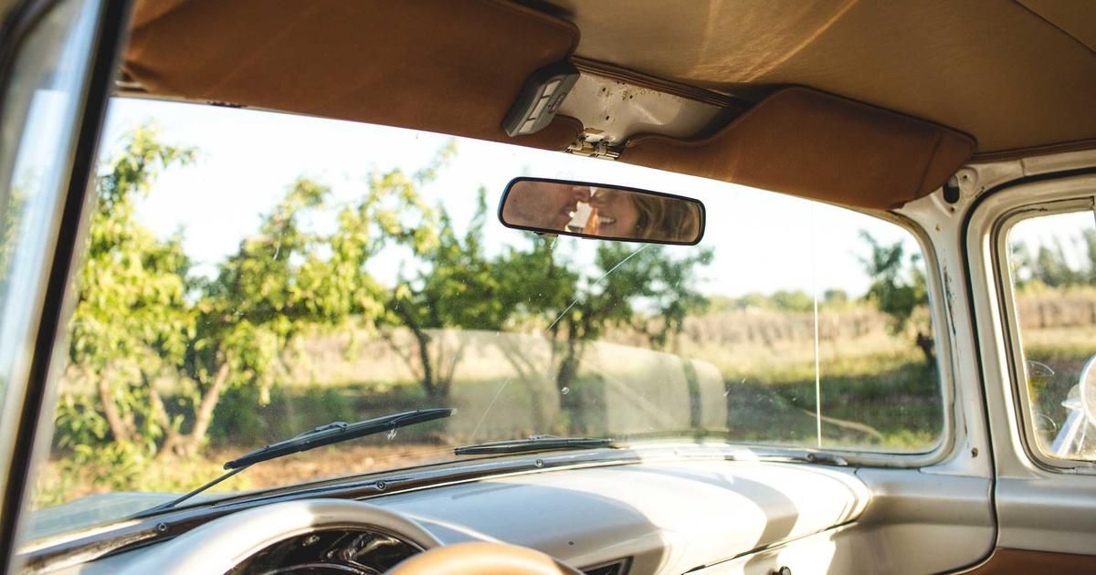 AI Stock Bubble Bursts: Reality Check Hits Tech as Broader Market Rallies