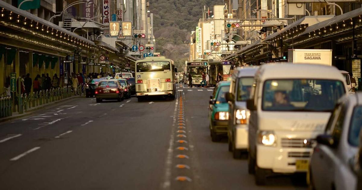 DOT Plunges 10%: Technical Breakdown Sparks U.S. Afternoon Selloff