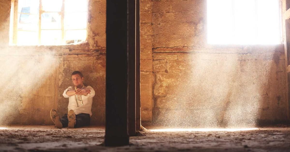 Bank CEO Warns: Fed Independence Critical for Stock Market in 2024