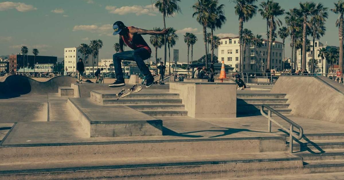 Silver Prices Surge in 2024 as Dow Futures Waver: Trader Insights