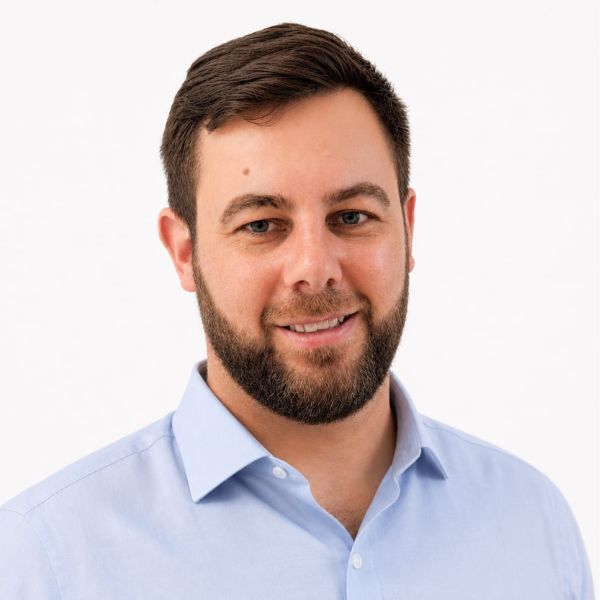 Daniel Smart