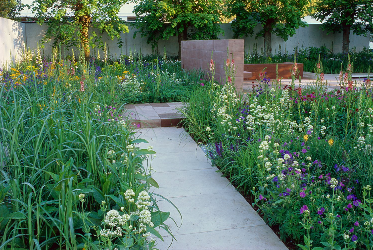 Stuart Medhurst Rhs RHS Chelsea 2001 | Tom Stuart-Smith Studio