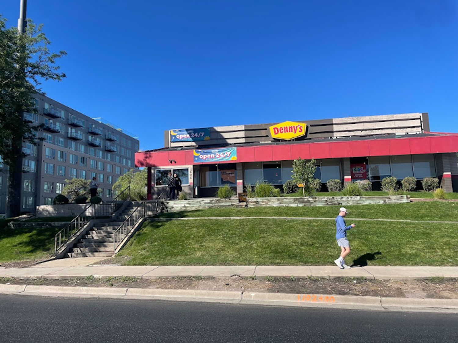 Denny's Front entrance off 1605 Federal Blvd, Denver, CO 80204