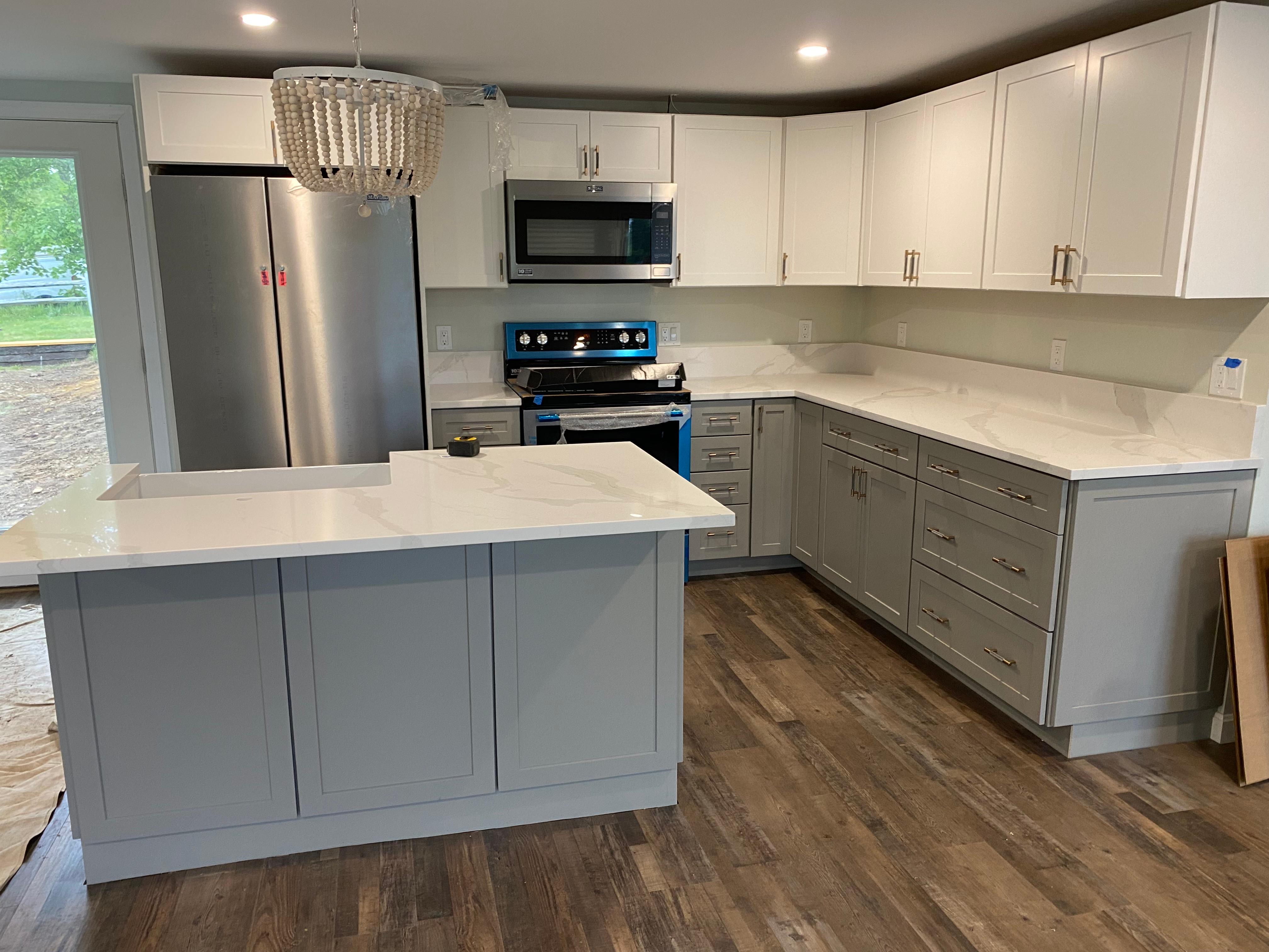 Transitional Kitchen Remodel by McTernan Construction — Project 2 project photo