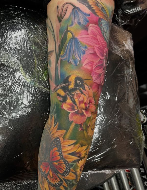 Bumblebee, Sunflower, Butterfly, Flower