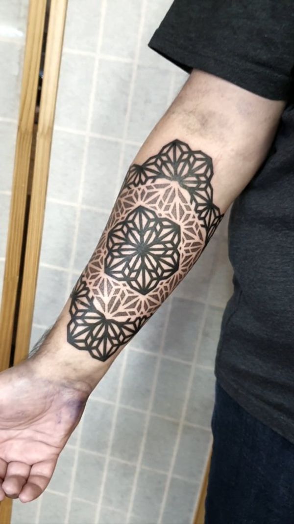 Geometric pattern