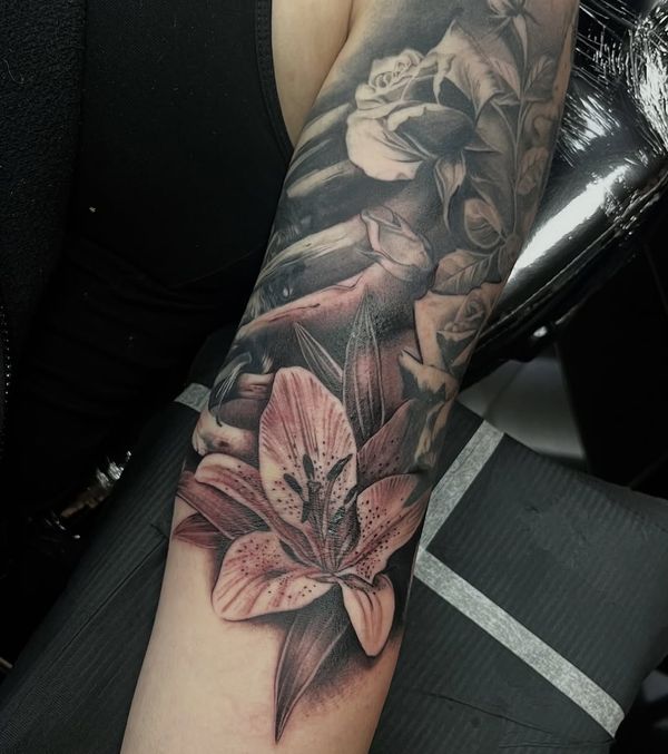 Rose, Lily