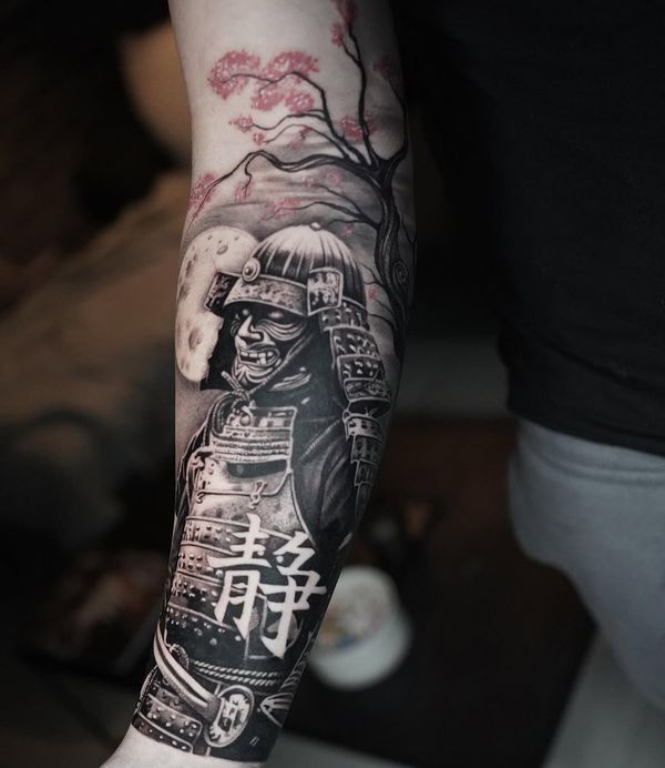 Samurai warrior,Japanese kanji '静',Full moon,Tree branches