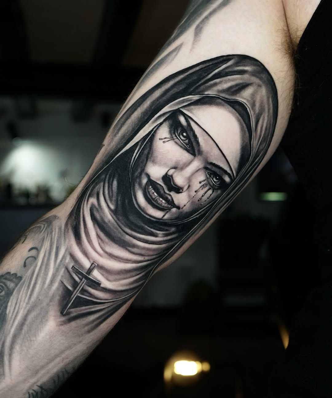 Nun,Portrait,Tears,Cross